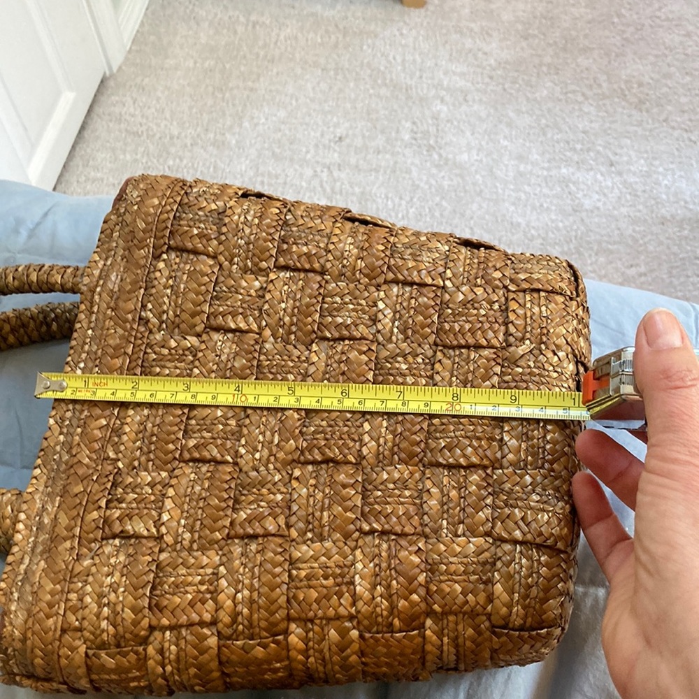 Straw Handbag - Picture 4 of 9